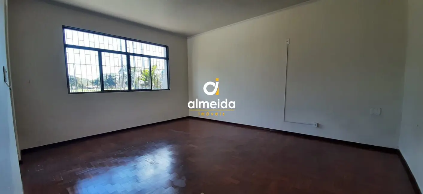 Foto 6 de Casa com 4 quartos à venda, 159m2 em Nossa Senhora do Perpétuo Socorro, Santa Maria - RS