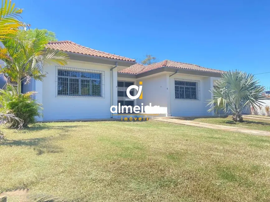 Foto 1 de Casa com 4 quartos à venda, 159m2 em Nossa Senhora do Perpétuo Socorro, Santa Maria - RS