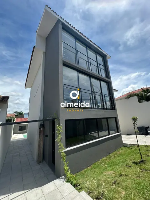 Casa com 5 quartos à venda, 330m2 em Nossa Senhora das Dores, Santa Maria - RS - imagem 1 Foto 1 de Casa com 5 quartos à venda, 330m2 em Nossa Senhora das Dores, Santa Maria - RS