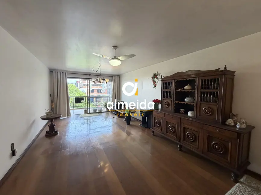 Foto 6 de Apartamento com 4 quartos à venda, 180m2 em Centro, Santa Maria - RS