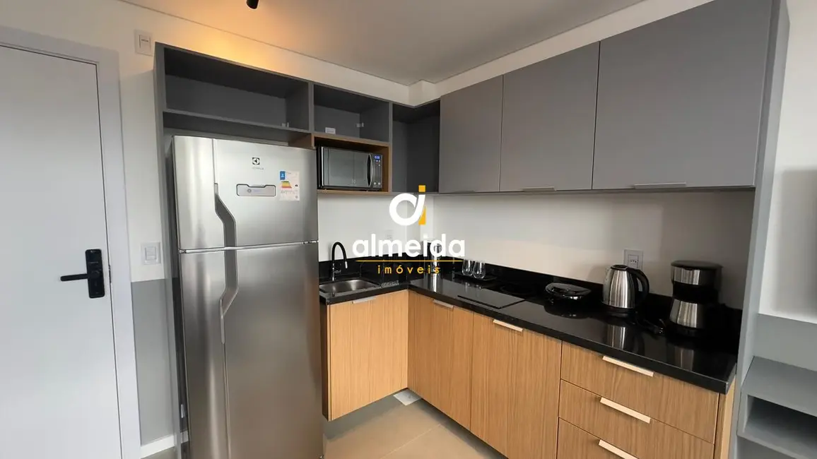Foto 4 de Apartamento com 1 quarto para alugar, 25m2 em Camobi, Santa Maria - RS
