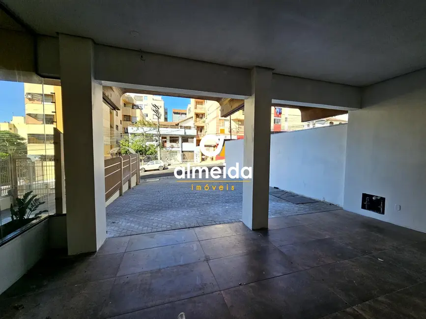 Foto 8 de Sala Comercial com 1 quarto para alugar, 650m2 em Centro, Santa Maria - RS