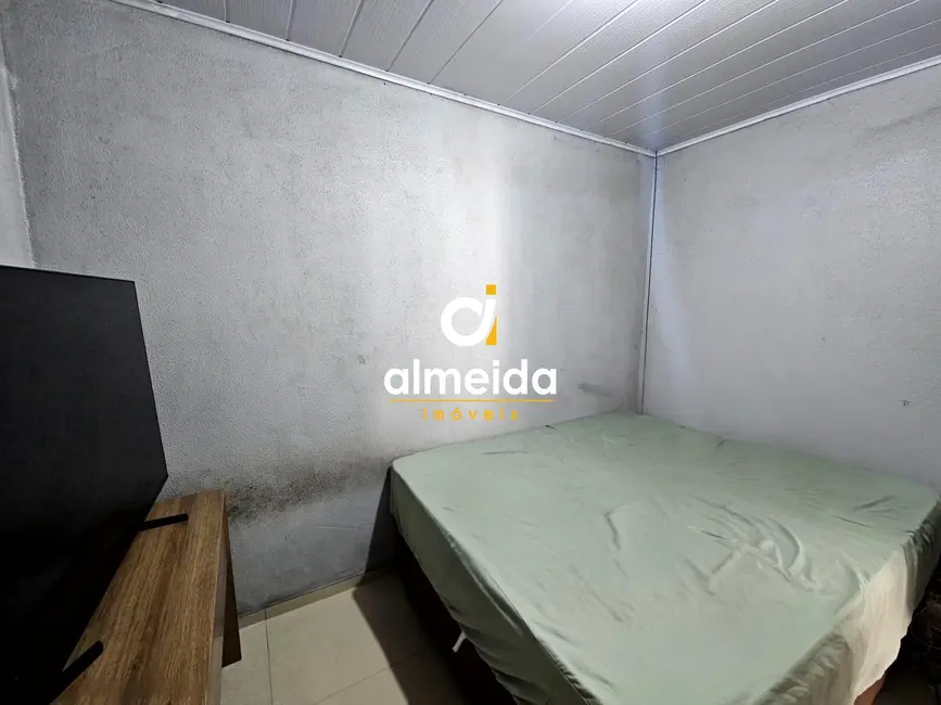 Foto 6 de Casa com 2 quartos à venda, 40m2 em Diácono João Luiz Pozzobon, Santa Maria - RS