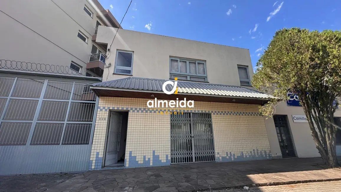 Foto 1 de Loja com 3 quartos para alugar, 250m2 em Duque de Caxias, Santa Maria - RS