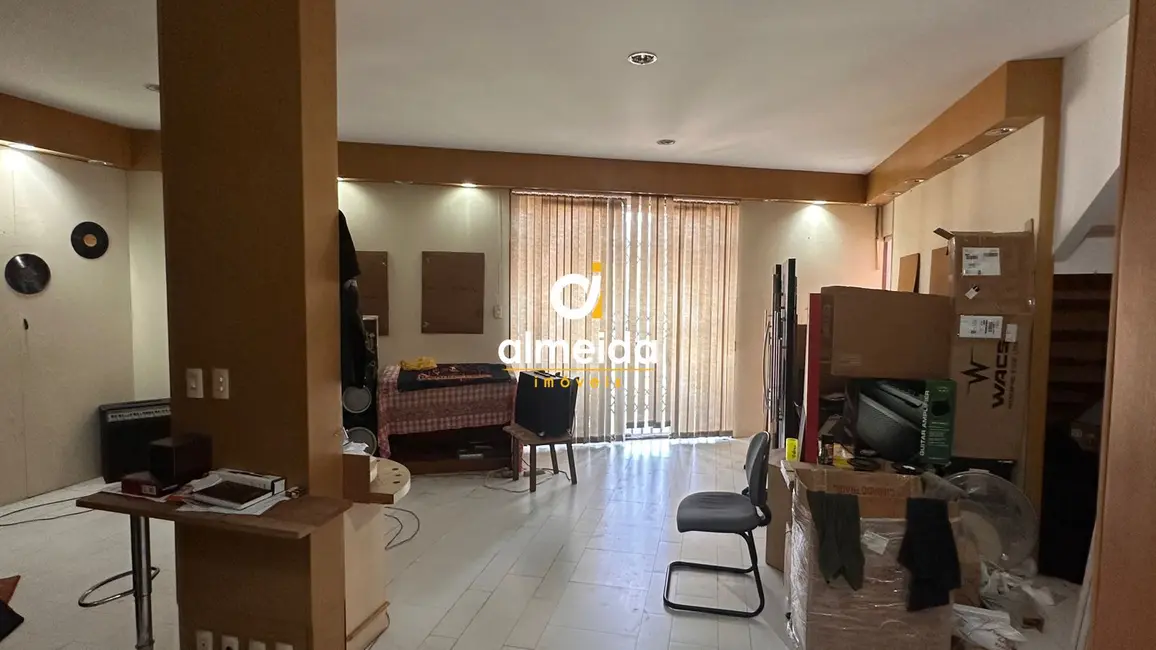 Foto 9 de Loja com 3 quartos para alugar, 250m2 em Duque de Caxias, Santa Maria - RS
