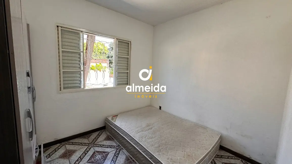 Foto 6 de Casa com 4 quartos à venda, 195m2 em Urlândia, Santa Maria - RS