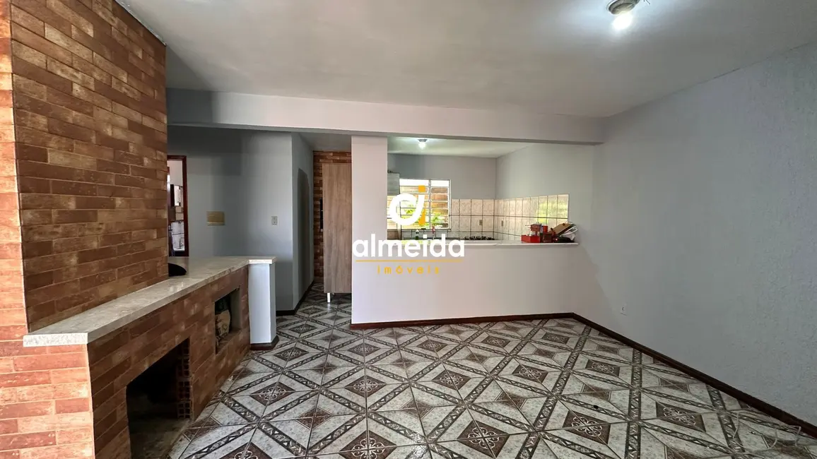 Foto 9 de Casa com 4 quartos à venda, 195m2 em Urlândia, Santa Maria - RS