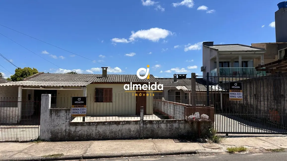 Foto 1 de Casa com 4 quartos à venda, 195m2 em Urlândia, Santa Maria - RS