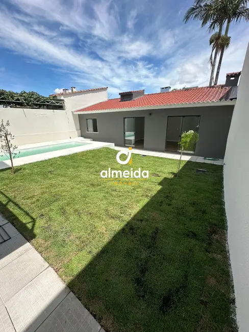 Foto 8 de Casa com 5 quartos à venda, 330m2 em Nossa Senhora Medianeira, Santa Maria - RS