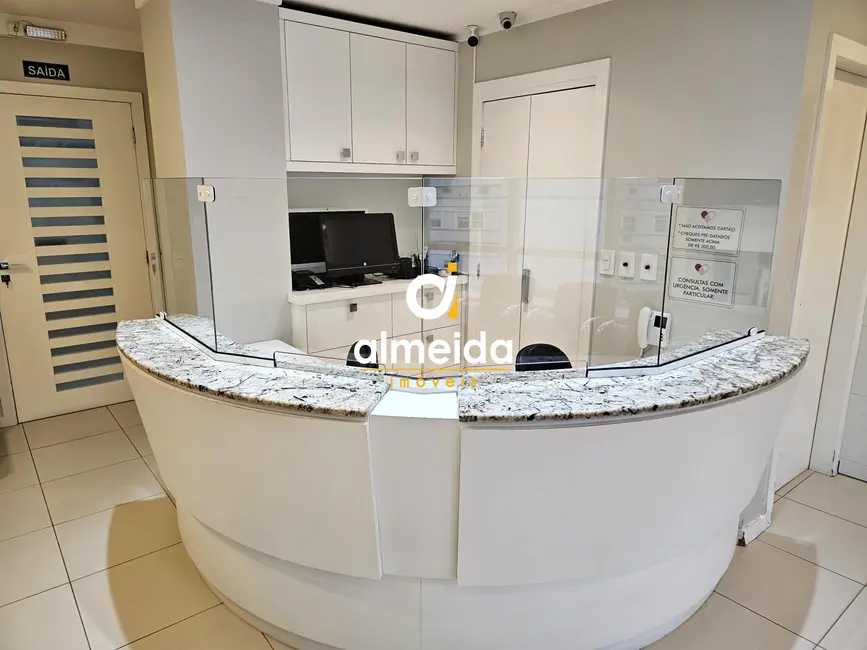 Sala Comercial com 3 quartos para alugar, 136m2 em Centro, Santa Maria - RS - imagem 8 Foto 8 de Sala Comercial com 3 quartos para alugar, 136m2 em Centro, Santa Maria - RS