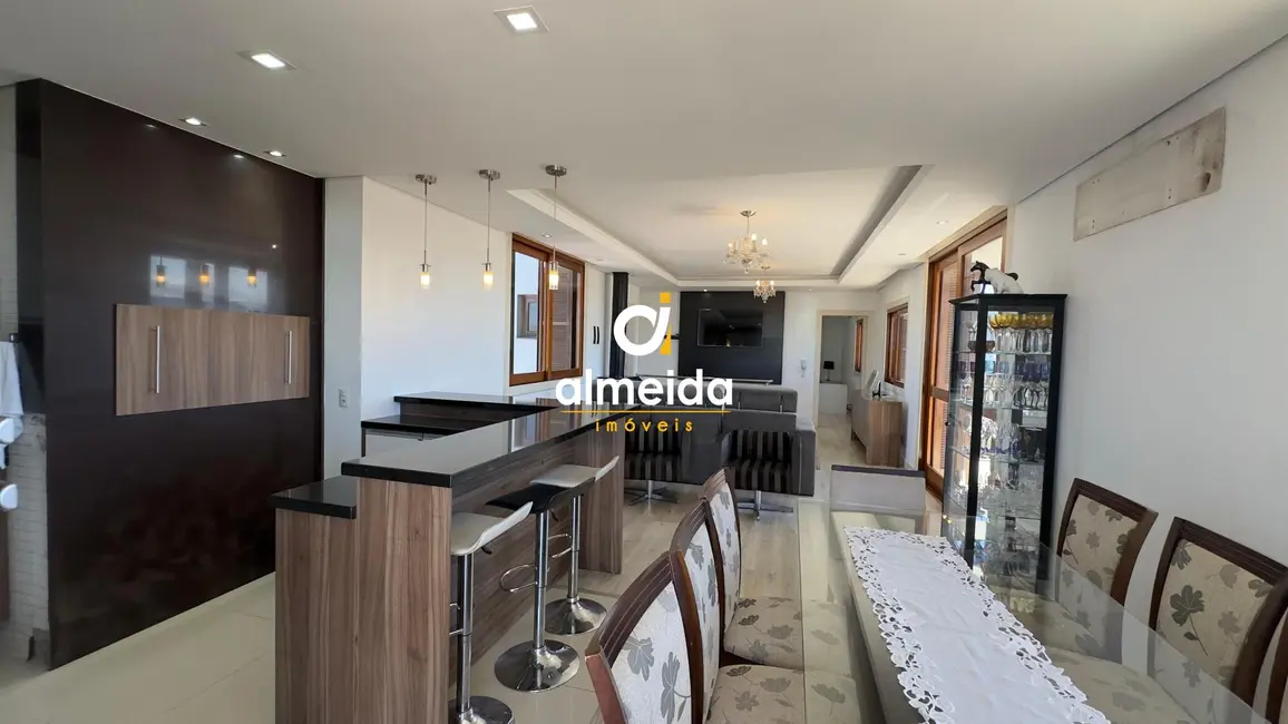 Foto 2 de Apartamento com 4 quartos à venda, 295m2 em Camobi, Santa Maria - RS