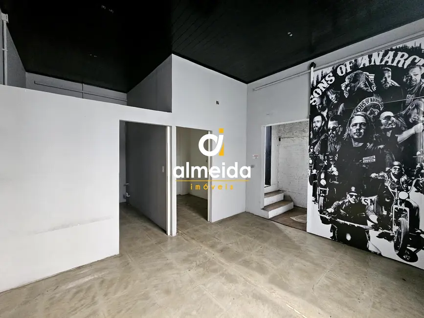 Sala Comercial com 4 quartos para alugar, 115m2 em Nossa Senhora das Dores, Santa Maria - RS - imagem 9 Foto 9 de Sala Comercial com 4 quartos para alugar, 115m2 em Nossa Senhora das Dores, Santa Maria - RS