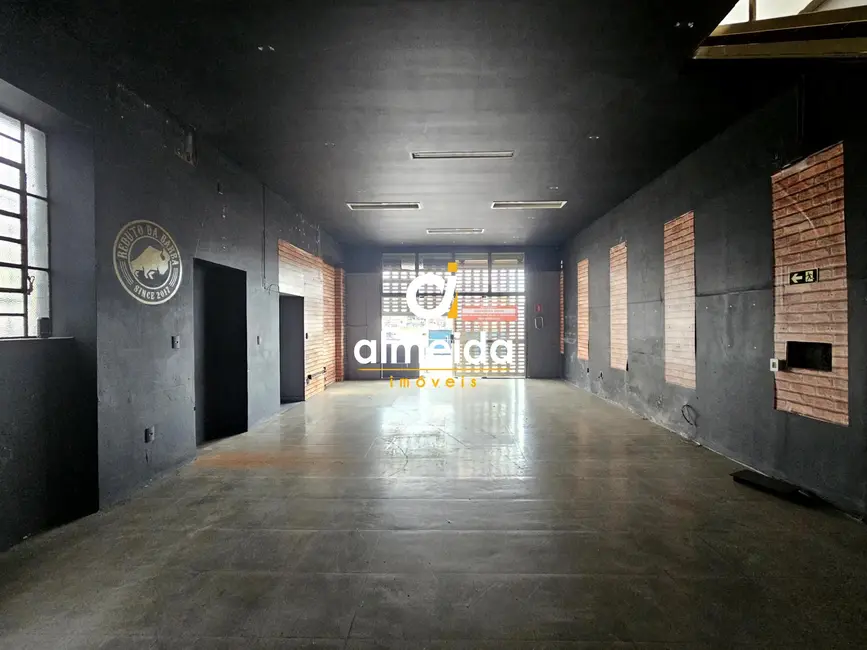 Sala Comercial com 4 quartos para alugar, 115m2 em Nossa Senhora das Dores, Santa Maria - RS - imagem 5 Foto 5 de Sala Comercial com 4 quartos para alugar, 115m2 em Nossa Senhora das Dores, Santa Maria - RS