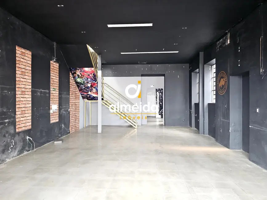 Sala Comercial com 4 quartos para alugar, 115m2 em Nossa Senhora das Dores, Santa Maria - RS - imagem 2 Foto 2 de Sala Comercial com 4 quartos para alugar, 115m2 em Nossa Senhora das Dores, Santa Maria - RS