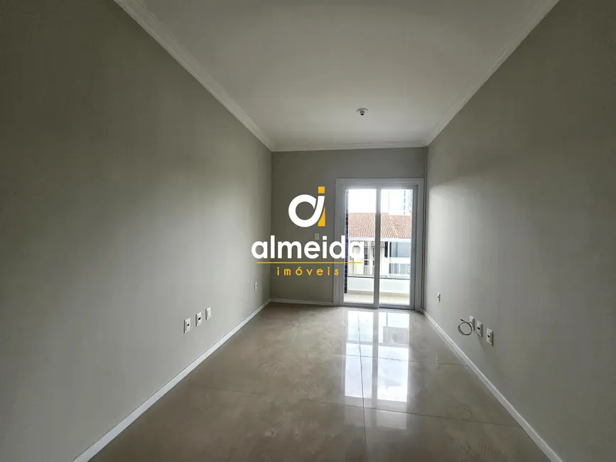 Foto 3 de Apartamento com 2 quartos à venda, 82m2 em Camobi, Santa Maria - RS