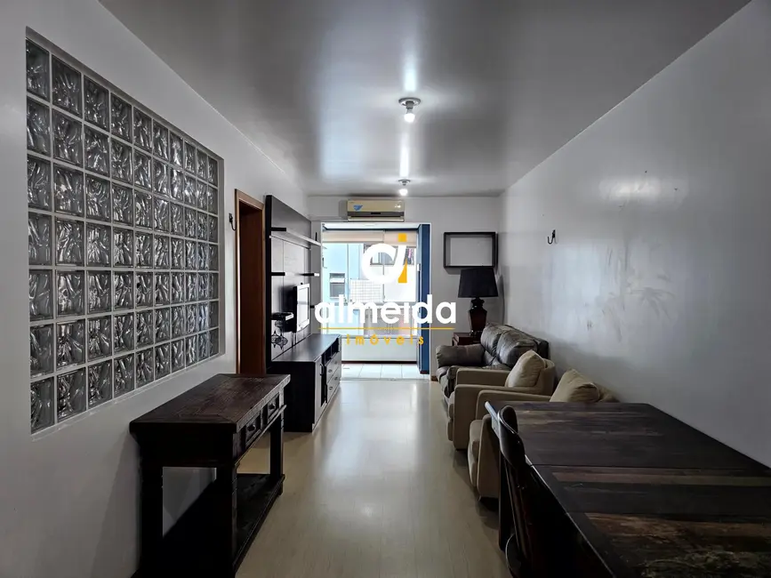 Foto 4 de Apartamento com 2 quartos à venda, 87m2 em Nossa Senhora de Fátima, Santa Maria - RS