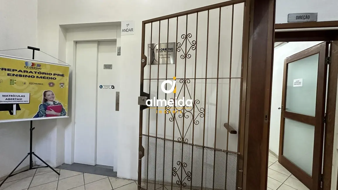 Foto 9 de Sala Comercial com 3 quartos à venda, 452m2 em Centro, Santa Maria - RS