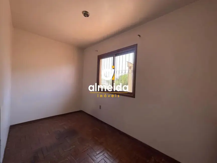 Foto 5 de Casa com 6 quartos à venda, 375m2 em Duque de Caxias, Santa Maria - RS