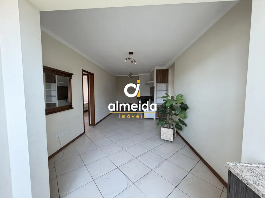 Apartamento com 2 quartos para alugar, 65m2 em Nossa Senhora de Lourdes, Santa Maria - RS - imagem 4 Foto 4 de Apartamento com 2 quartos para alugar, 65m2 em Nossa Senhora de Lourdes, Santa Maria - RS