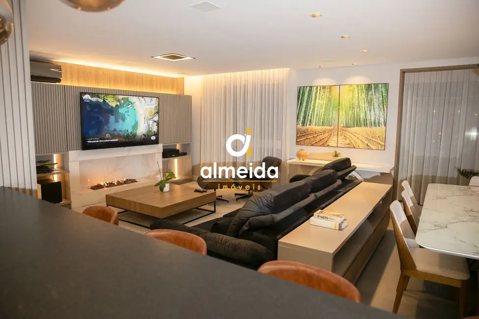 Foto 2 de Apartamento com 3 quartos à venda, 227m2 em Km 3, Santa Maria - RS