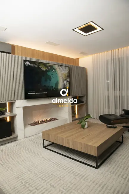 Foto 3 de Apartamento com 3 quartos à venda, 227m2 em Km 3, Santa Maria - RS