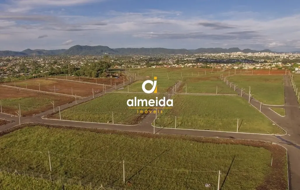 Foto 3 de Terreno / Lote à venda, 311m2 em Pinheiro Machado, Santa Maria - RS