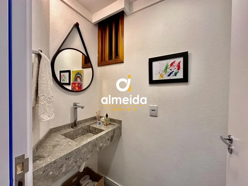 Foto 7 de Casa com 4 quartos à venda, 309m2 em Nossa Senhora de Lourdes, Santa Maria - RS