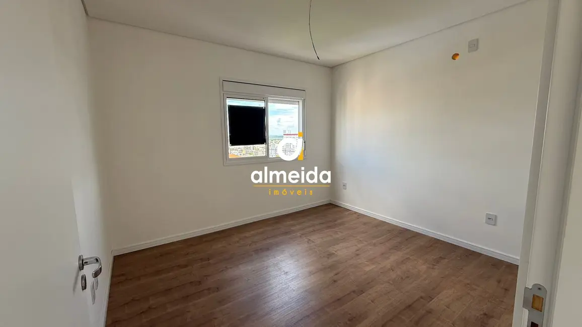 Foto 7 de Apartamento com 1 quarto à venda, 37m2 em Bonfim, Santa Maria - RS
