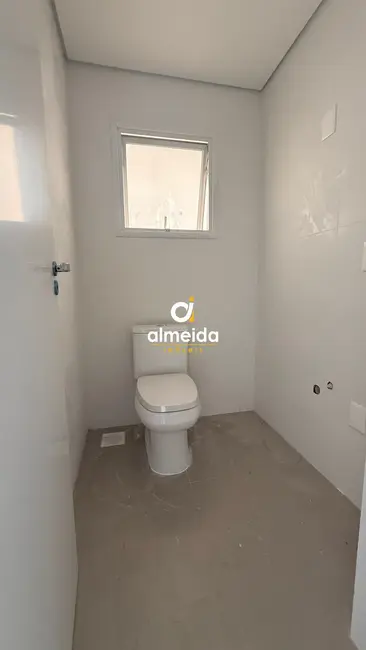 Foto 9 de Apartamento com 3 quartos à venda, 142m2 em Nossa Senhora das Dores, Santa Maria - RS