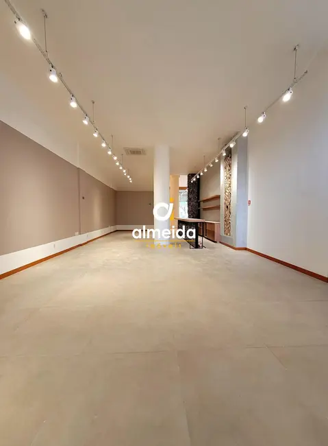 Foto 5 de Sala Comercial com 2 quartos para alugar, 280m2 em Nossa Senhora de Fátima, Santa Maria - RS
