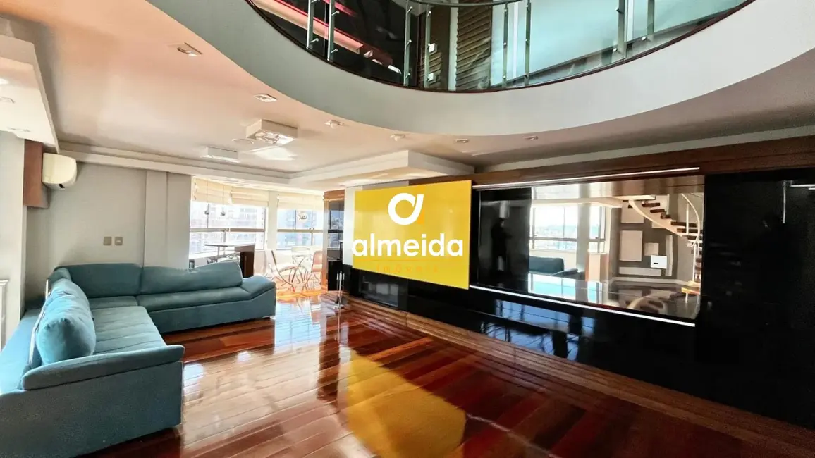 Foto 4 de Apartamento com 4 quartos à venda, 366m2 em Nossa Senhora Medianeira, Santa Maria - RS