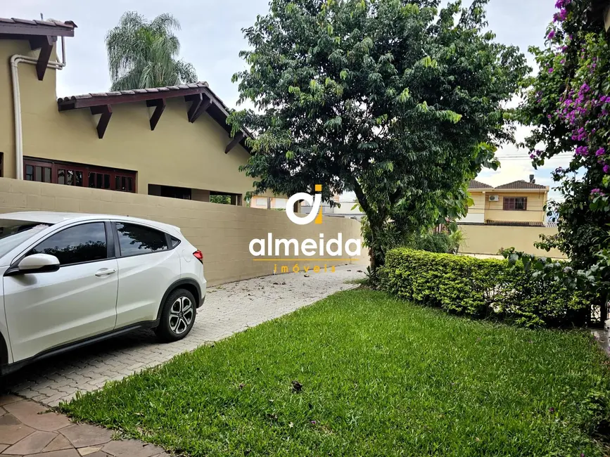 Foto 4 de Casa com 2 quartos para alugar, 180m2 em Camobi, Santa Maria - RS