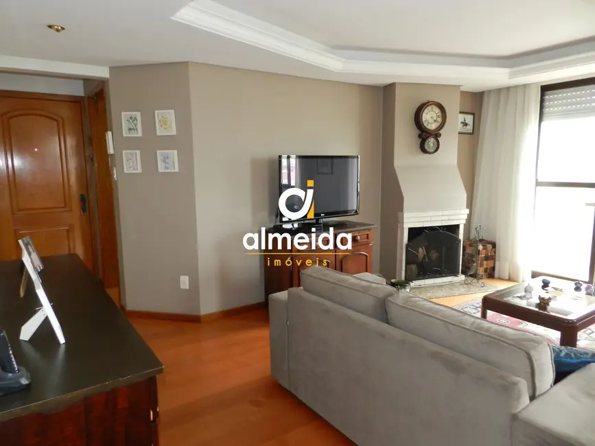 Foto 4 de Apartamento com 3 quartos à venda, 102m2 em Centro, Santa Maria - RS