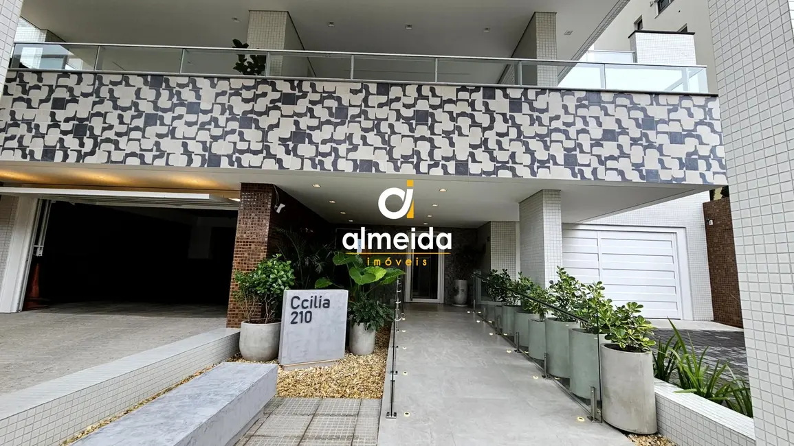 Foto 4 de Apartamento com 3 quartos à venda, 156m2 em Nossa Senhora de Lourdes, Santa Maria - RS