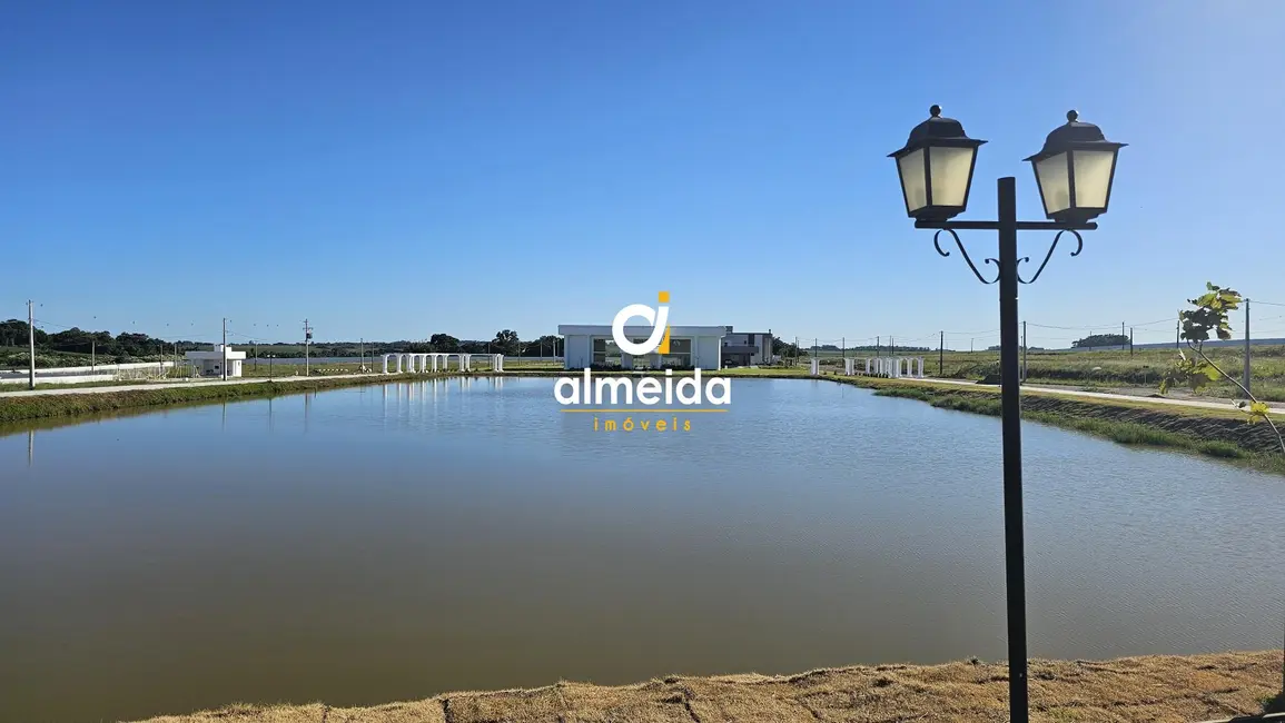 Foto 3 de Terreno / Lote à venda, 600m2 em Santa Maria - RS