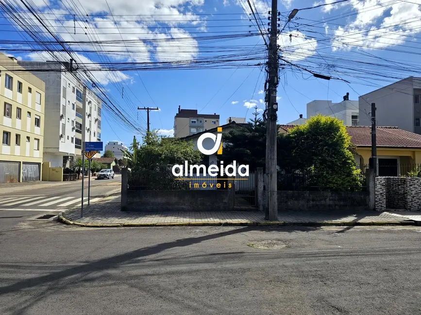 Foto 3 de Casa com 3 quartos à venda, 100m2 em Camobi, Santa Maria - RS