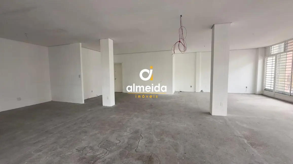 Foto 4 de Sala Comercial com 1 quarto para alugar, 98m2 em Centro, Santa Maria - RS