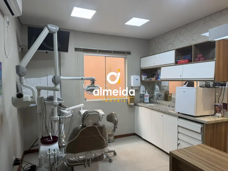 Foto 1 de Sala Comercial com 1 quarto para alugar, 20m2 em Bonfim, Santa Maria - RS