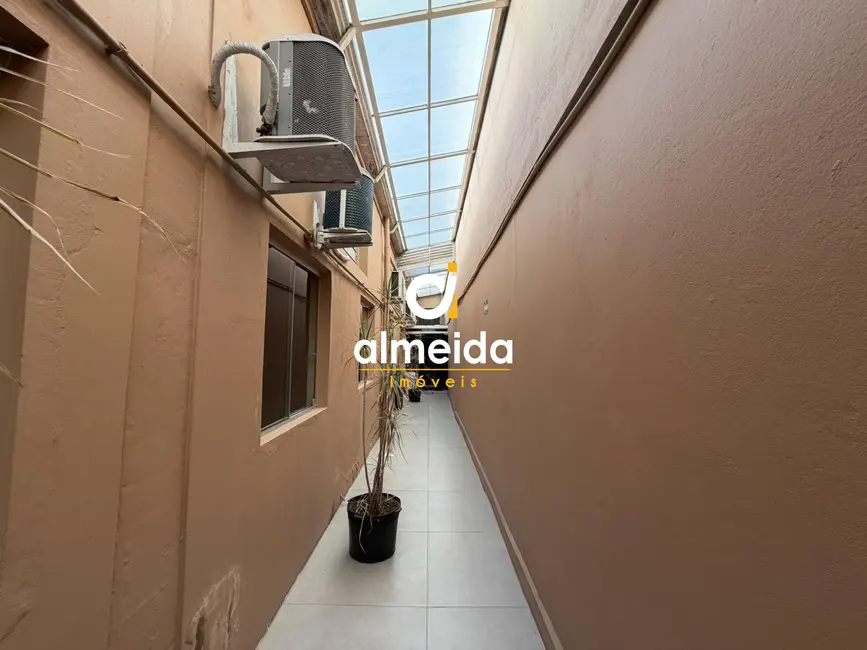 Foto 3 de Sala Comercial com 3 quartos para alugar, 80m2 em Bonfim, Santa Maria - RS