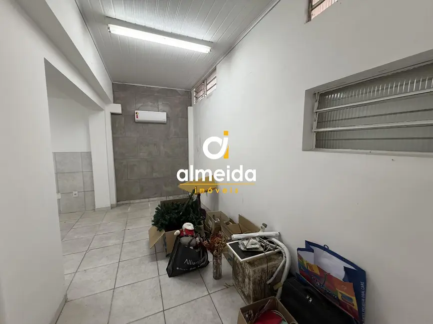 Foto 7 de Sala Comercial com 3 quartos para alugar, 80m2 em Bonfim, Santa Maria - RS