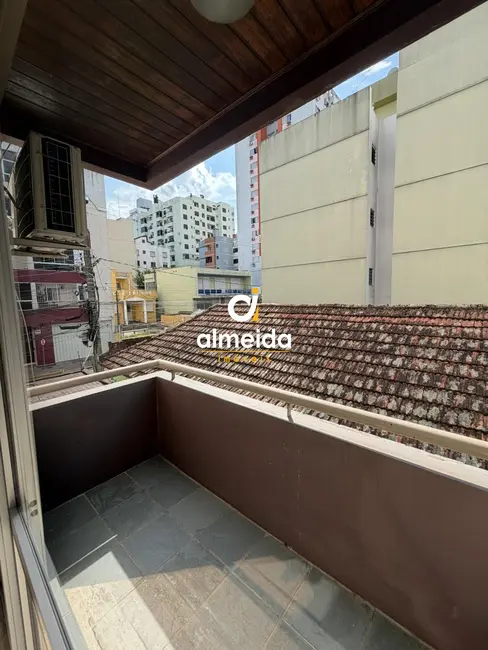 Foto 6 de Apartamento com 2 quartos à venda, 96m2 em Centro, Santa Maria - RS