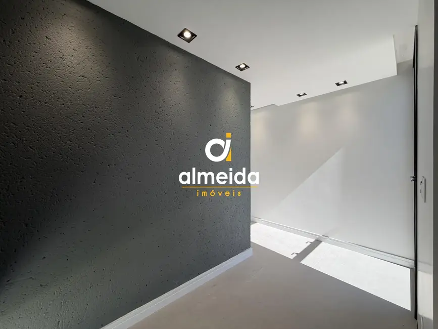 Foto 6 de Casa de Condomínio com 3 quartos à venda, 290m2 em Tomazetti, Santa Maria - RS