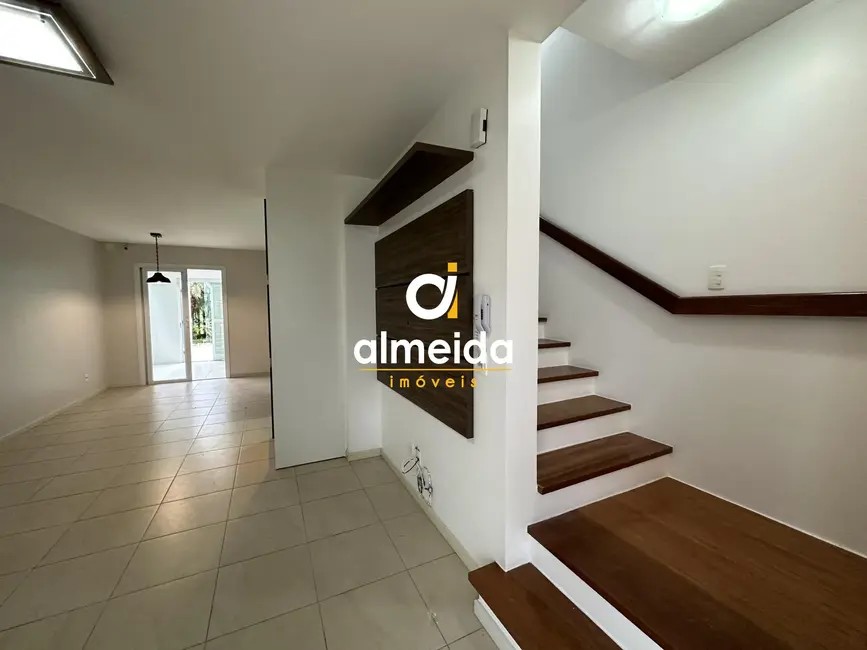 Foto 6 de Casa de Condomínio com 3 quartos à venda, 138m2 em São José, Santa Maria - RS