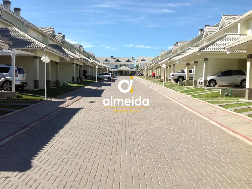 Foto 1 de Casa de Condomínio com 3 quartos à venda, 138m2 em São José, Santa Maria - RS