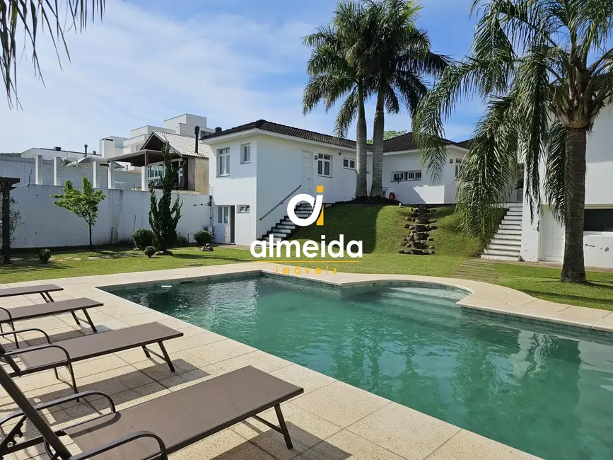 Foto 1 de Casa de Condomínio com 4 quartos à venda, 260m2 em Tomazetti, Santa Maria - RS