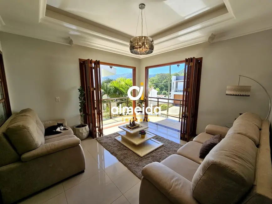 Foto 5 de Casa de Condomínio com 4 quartos à venda, 315m2 em Nossa Senhora do Perpétuo Socorro, Santa Maria - RS