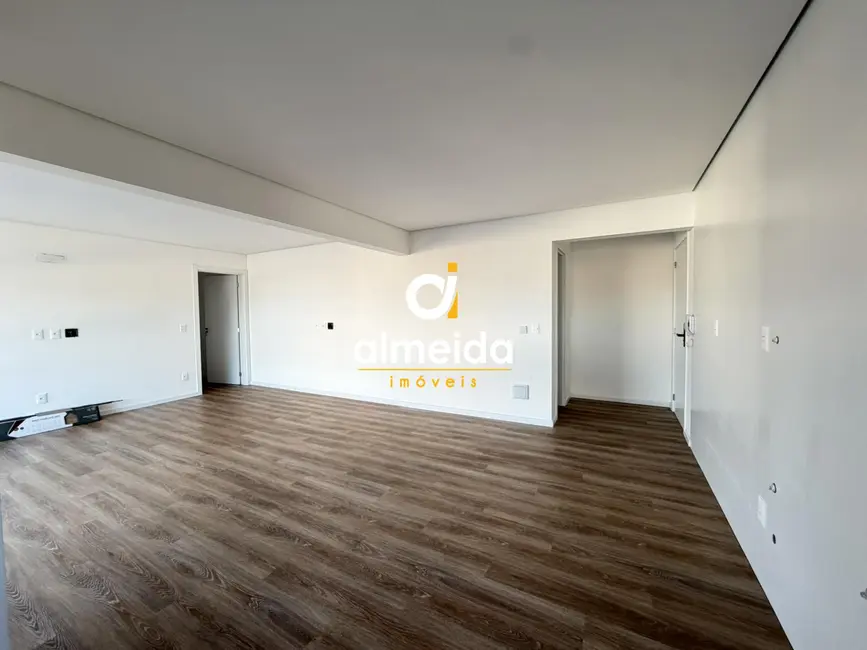 Foto 7 de Apartamento com 3 quartos à venda, 142m2 em Nossa Senhora das Dores, Santa Maria - RS