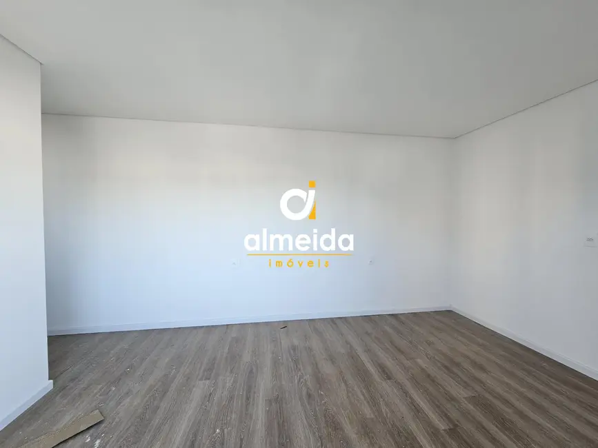 Foto 9 de Apartamento com 3 quartos à venda, 187m2 em Nossa Senhora das Dores, Santa Maria - RS