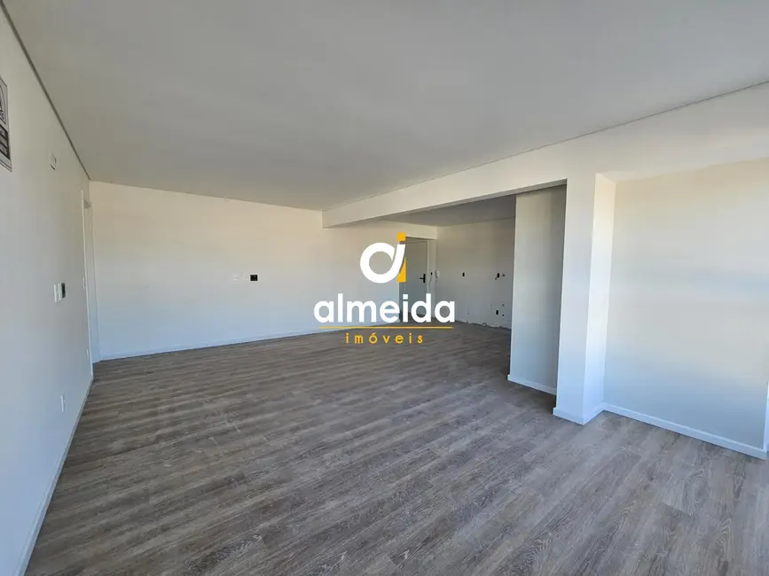 Foto 2 de Apartamento com 3 quartos à venda, 187m2 em Nossa Senhora das Dores, Santa Maria - RS