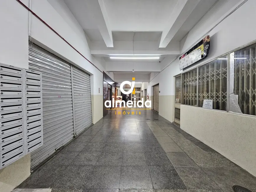 Apartamento com 3 quartos para alugar, 106m2 em Centro, Santa Maria - RS - imagem 3 Foto 3 de Apartamento com 3 quartos para alugar, 106m2 em Centro, Santa Maria - RS